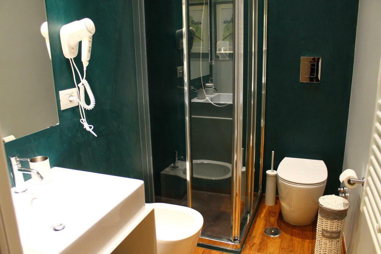 B&B Fabricanovantacinque Trani Bagian luar foto