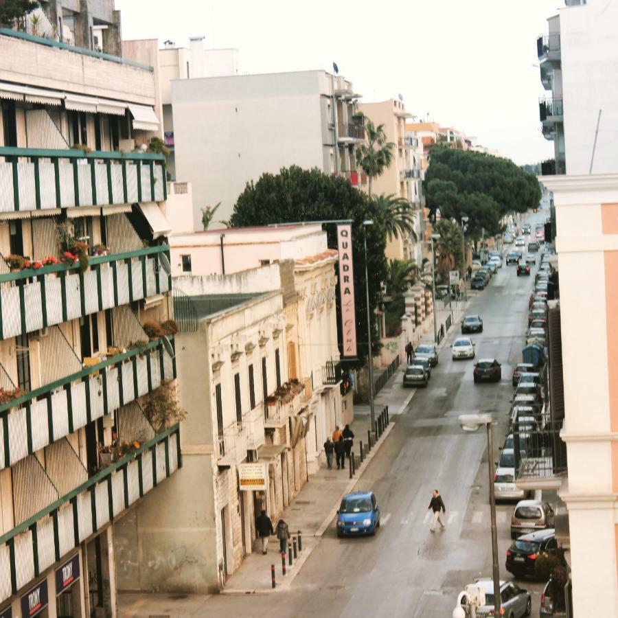 B&B Fabricanovantacinque Trani Bagian luar foto