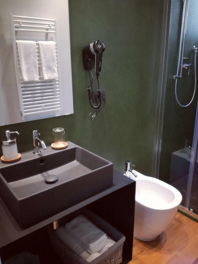 B&B Fabricanovantacinque Trani Bagian luar foto